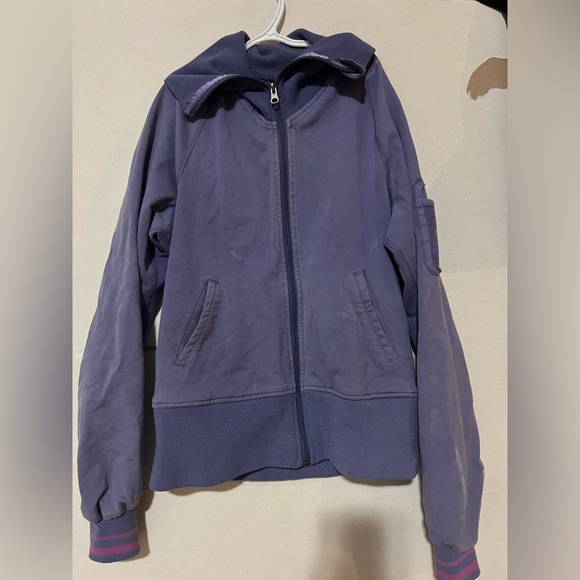 5/$20 Lululemon Zip Up Sweater - Picture 1 of 3